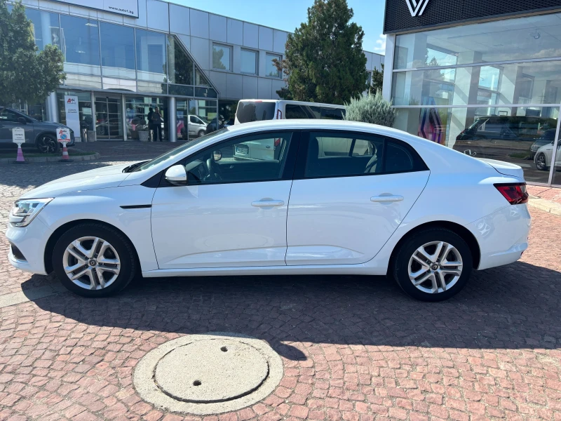 Renault Megane Sedan TCe 140 бензин Stop&Start BVM6, снимка 6 - Автомобили и джипове - 51119092