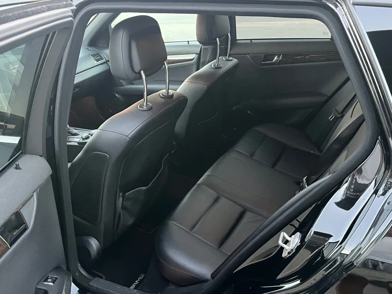 Mercedes-Benz C 350 CDI AMG Kamera, снимка 10 - Автомобили и джипове - 52001732