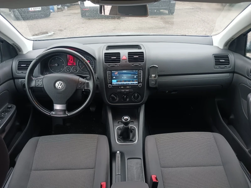 VW Golf, снимка 5 - Автомобили и джипове - 52329770
