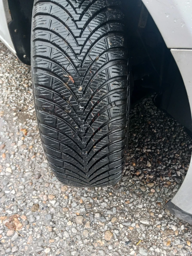 VW Golf, снимка 8 - Автомобили и джипове - 52329770