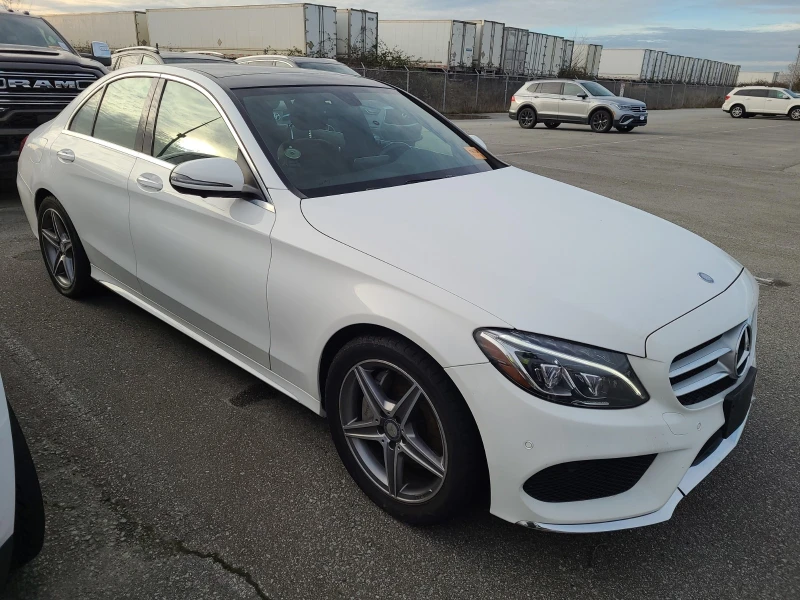 Mercedes-Benz C 300 * * CARFAX * * АВТО КРЕДИТ * * , снимка 2 - Автомобили и джипове - 52937342