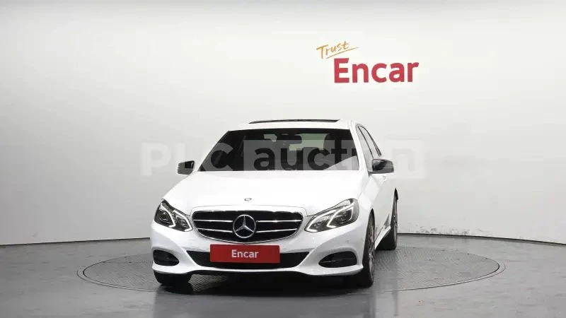 Mercedes-Benz E 220 ШИБИДАХ/ФИКСИРАНА ЦЕНА ДО БГ, снимка 2 - Автомобили и джипове - 54929494