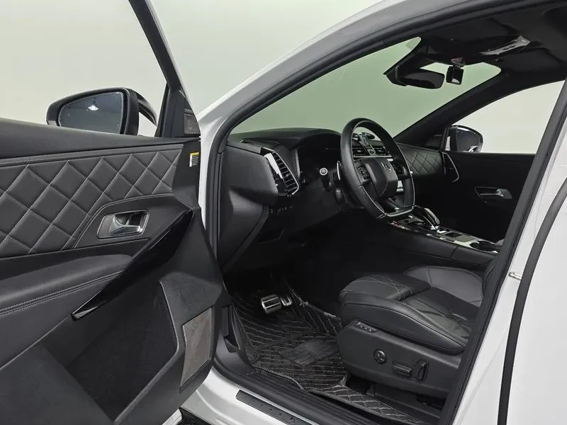Citroen DS7 CROSSBACK 1.2 PURETECH GRAND CHIC, снимка 10 - Автомобили и джипове - 55704750