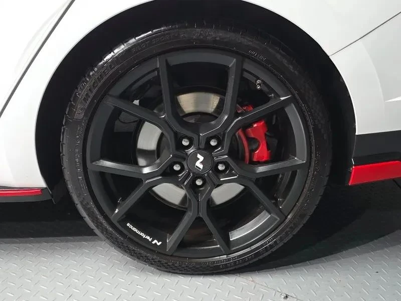 Hyundai Elantra, снимка 4 - Автомобили и джипове - 56724938