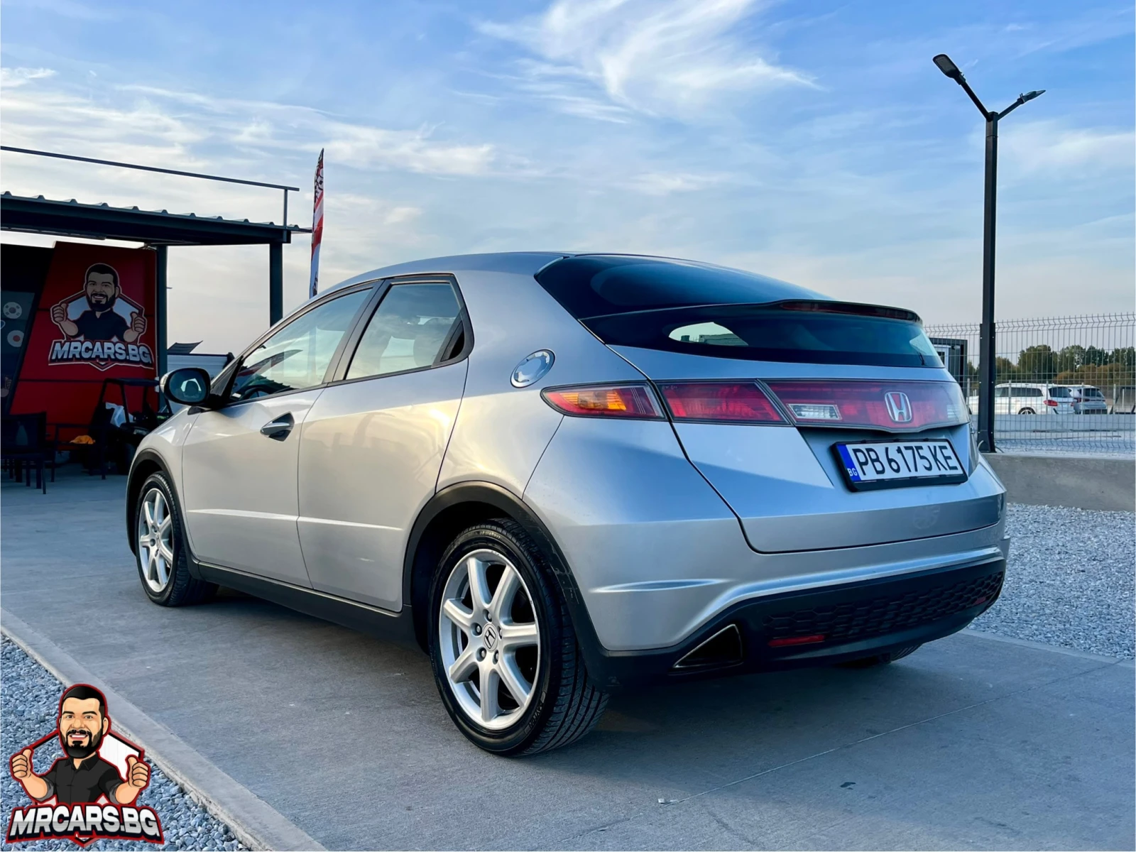 Honda Civic 2.2D - изображение 3