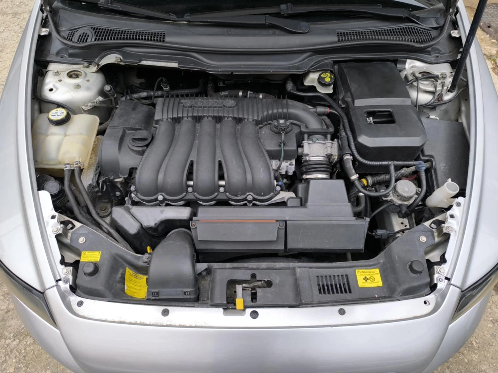 Volvo S40 2.4i - изображение 6