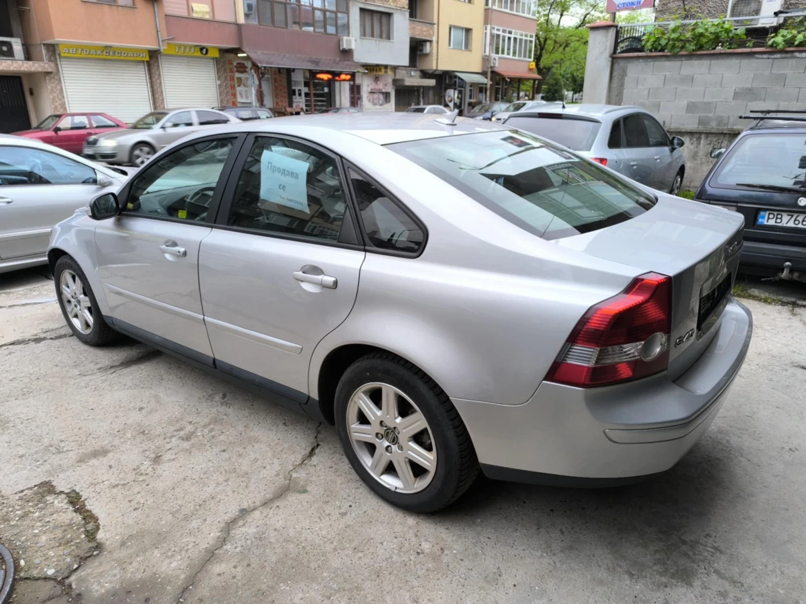 Volvo S40 2.4i - изображение 2