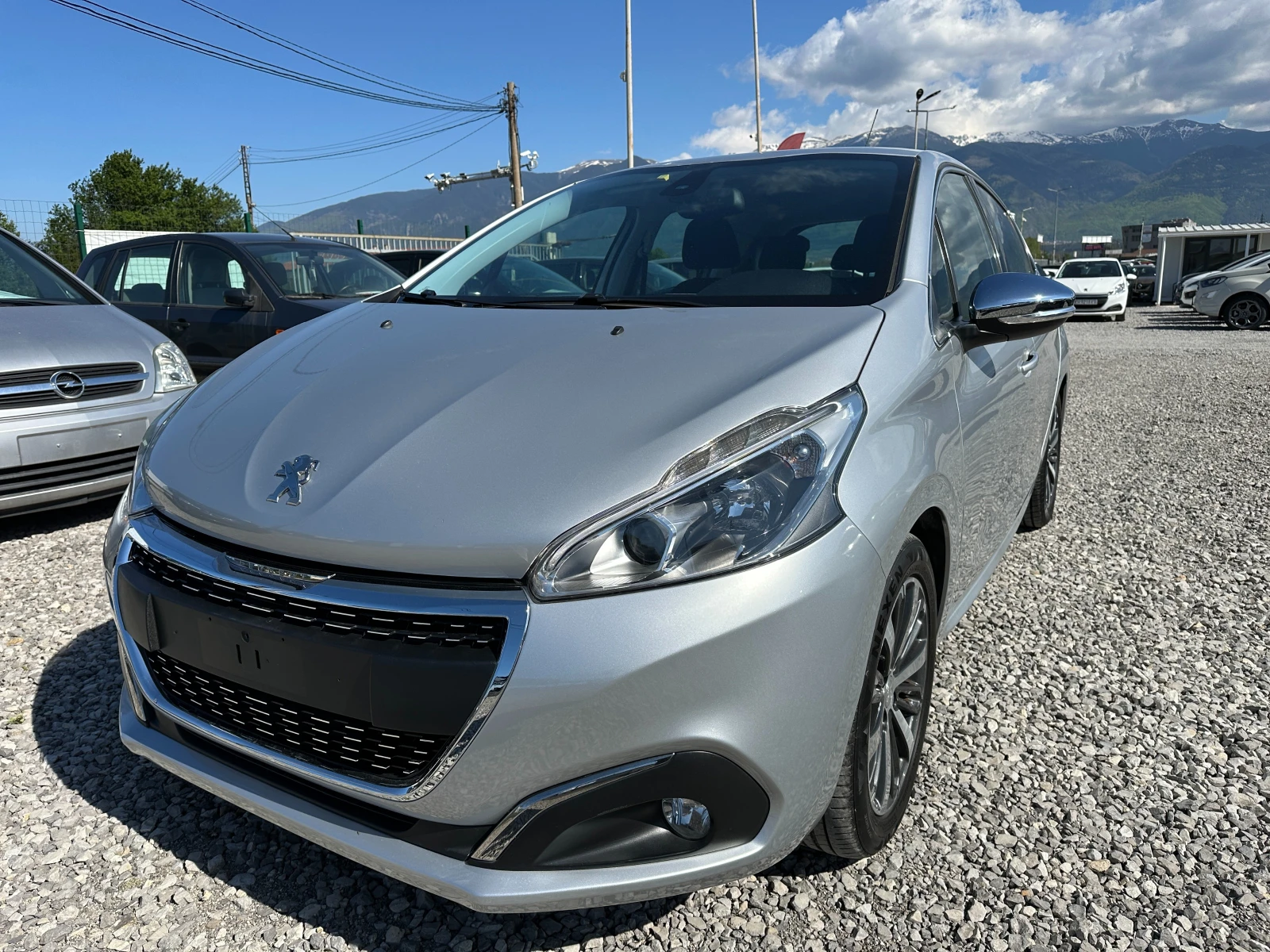 Peugeot 208 1.2i Allure E6B - изображение 5