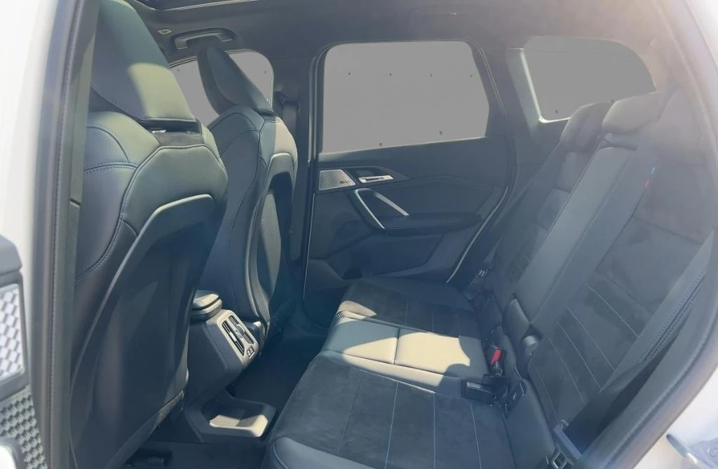BMW iX1 eDrive20 M-Sport = NEW= Гаранция - изображение 9
