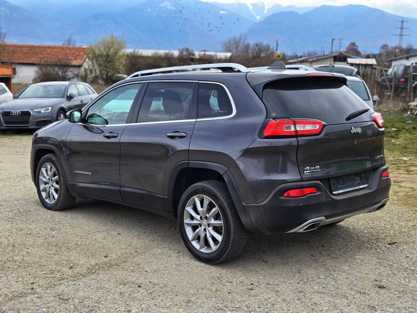 Jeep Cherokee 2.0 Multi-Jet 4x4 LIMITED FULL, снимка 5 - Автомобили и джипове - 53803342