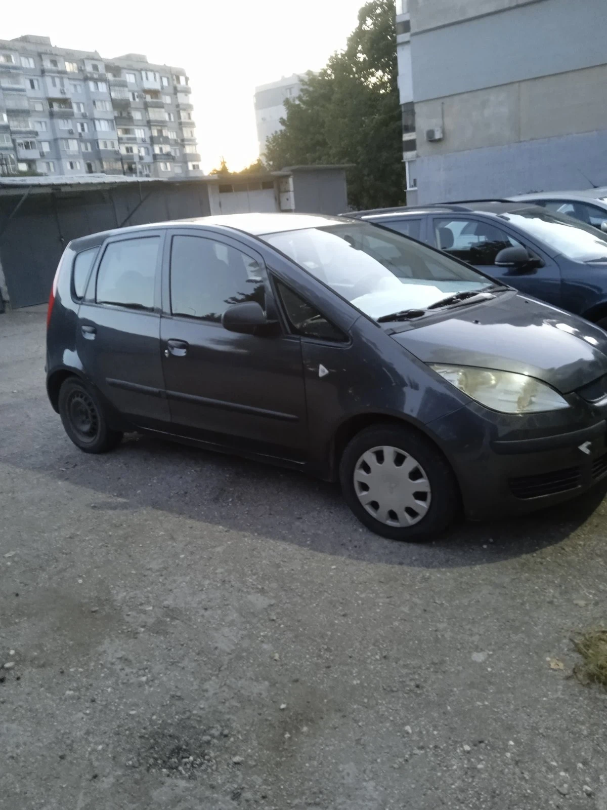Mitsubishi Colt  - изображение 2