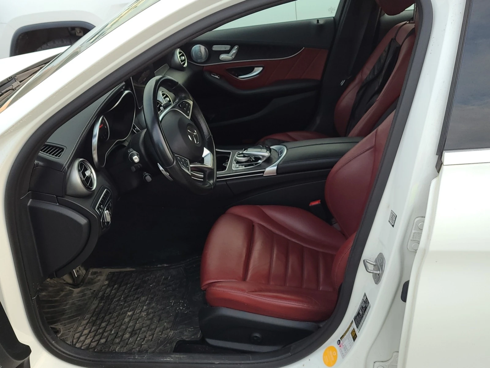 Mercedes-Benz C 300 * * CARFAX * * АВТО КРЕДИТ * *  - изображение 9