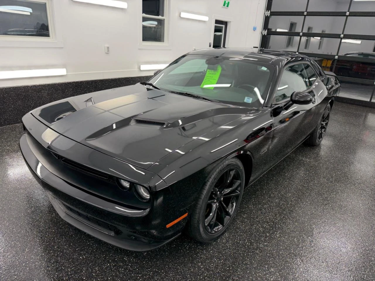 Dodge Challenger R/T* Back cam* Keyless Enter* Performance Brake Pa | Mobile.bg � ����������� 1