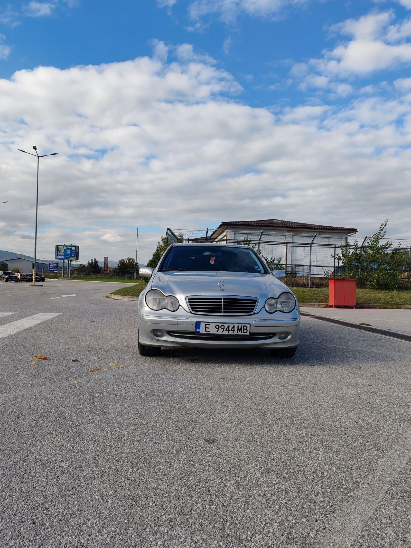 Mercedes-Benz C 200 2.0 compressor, снимка 2 - Автомобили и джипове - 54031566