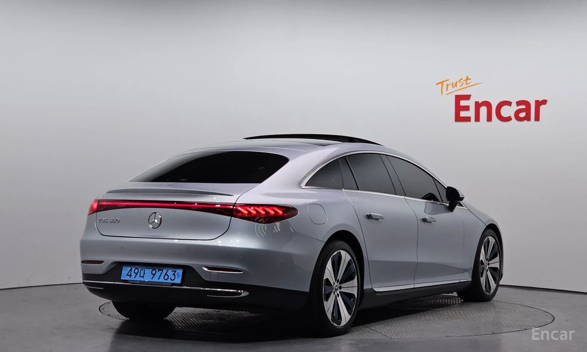 Mercedes-Benz EQS * EQS350* ПОДГРЕВ* ОБДУХВАНЕ* BURMESTER* HEAD-UP* , снимка 2 - Автомобили и джипове - 54060795