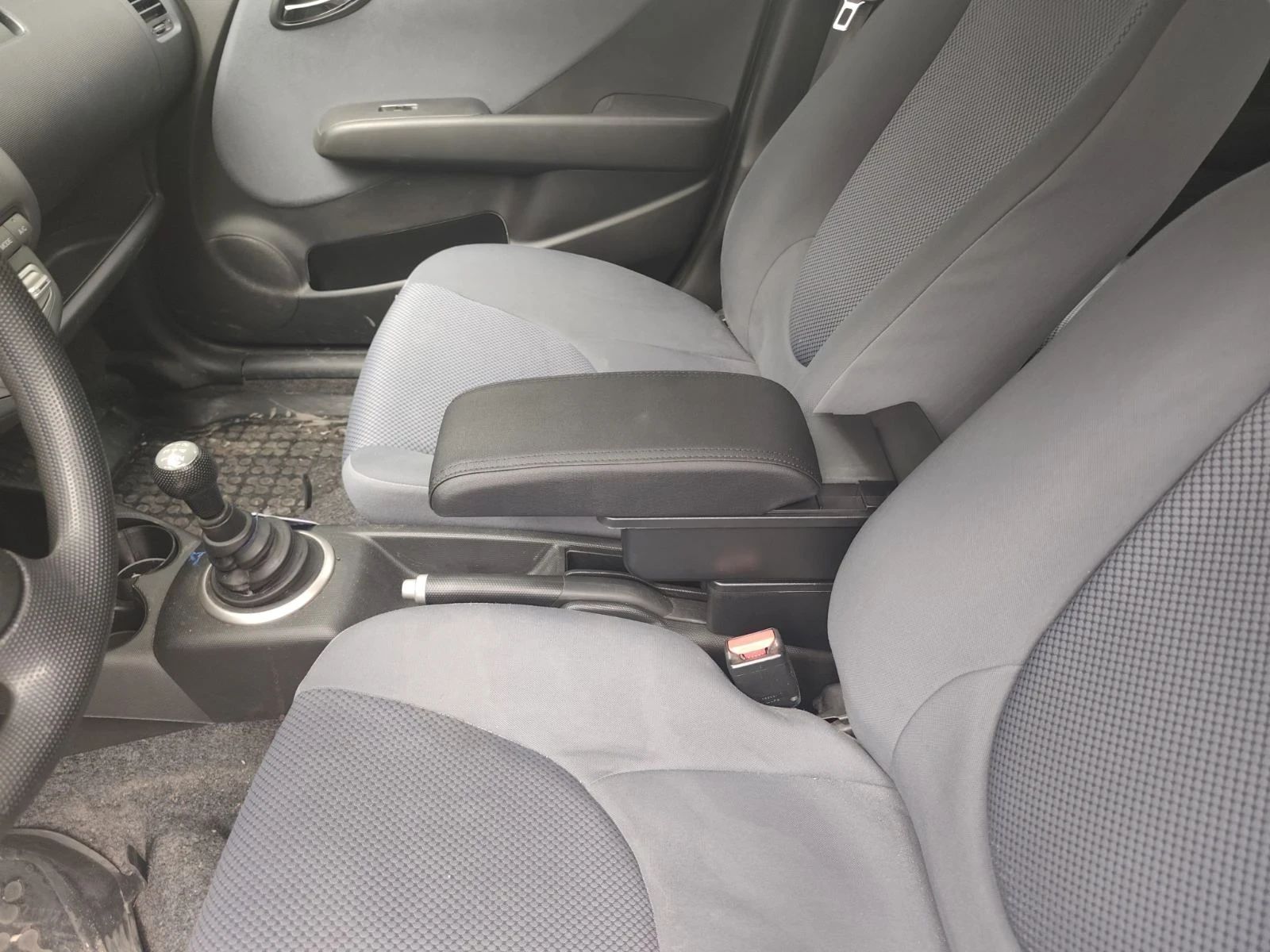 Honda Jazz, снимка 11 - Автомобили и джипове - 54472116