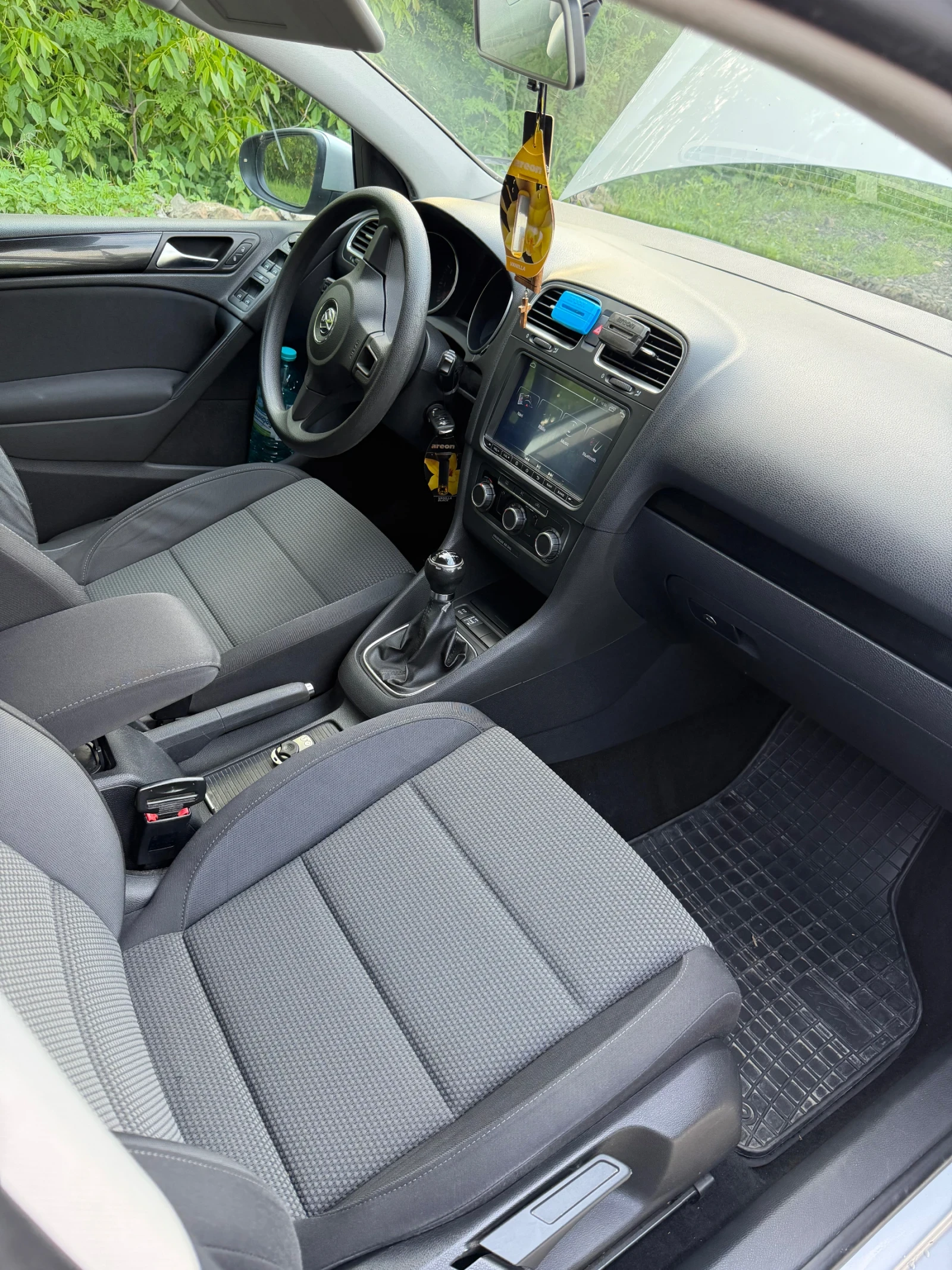 VW Golf, снимка 7 - Автомобили и джипове - 54654298
