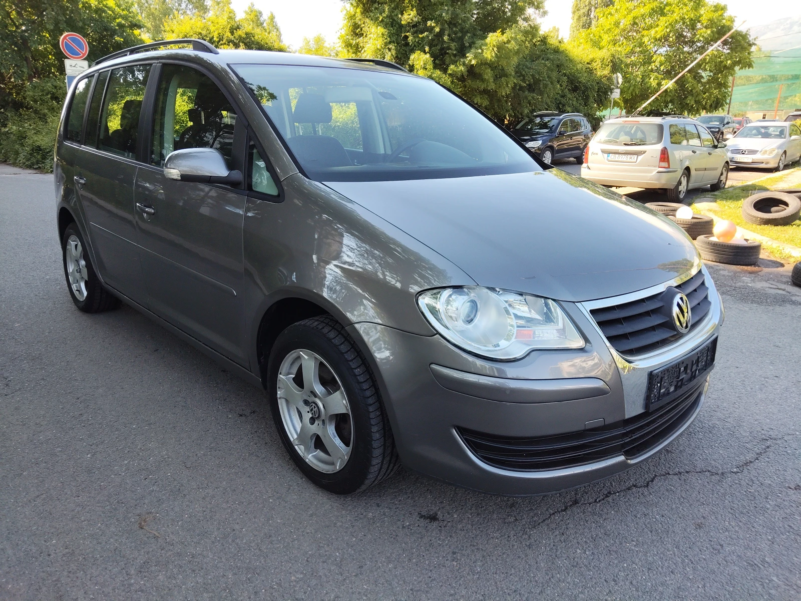 VW Touran 1, 9TDI 105ps DSG, снимка 2 - Автомобили и джипове - 54686176