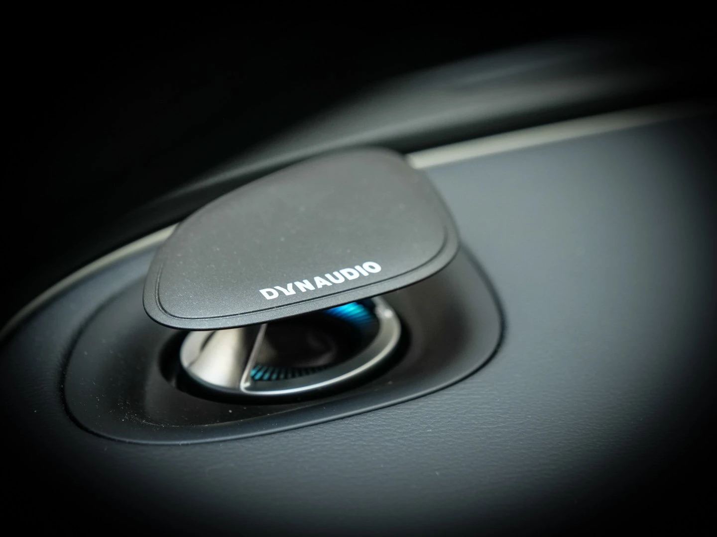 Xpeng G9 Performance AWD, снимка 10 - Автомобили и джипове - 55087969