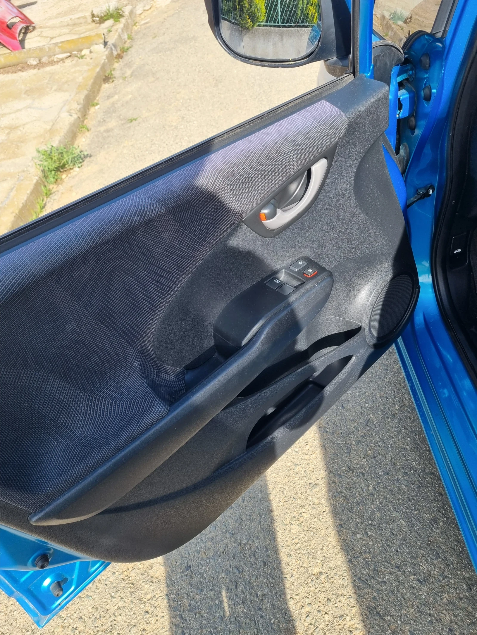 Honda Jazz 1.4 i vtec, снимка 5 - Автомобили и джипове - 55571525