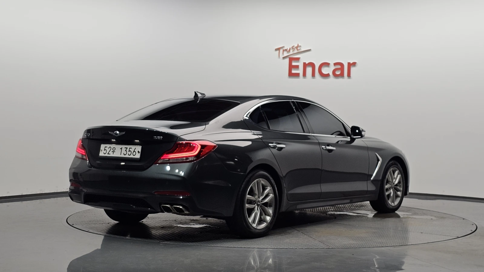 Genesis G70 2.2D* BLIND SPOT* ПОДГРЕВ ВОЛАН* КРАЙНА ЦЕНА, снимка 2 - Автомобили и джипове - 55594183