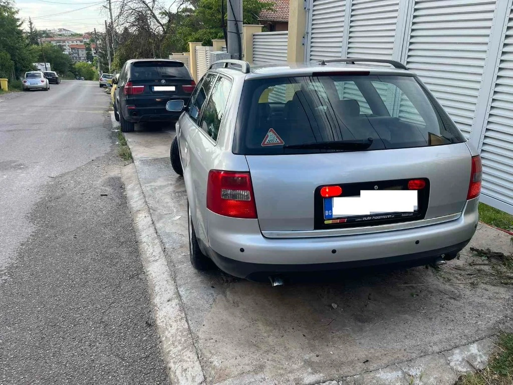 Audi A6 2.5 tdi Quatro, снимка 6 - Автомобили и джипове - 55810644
