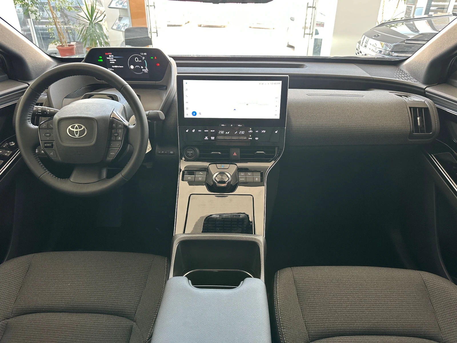 Toyota bZ4X, снимка 12 - Автомобили и джипове - 55816629