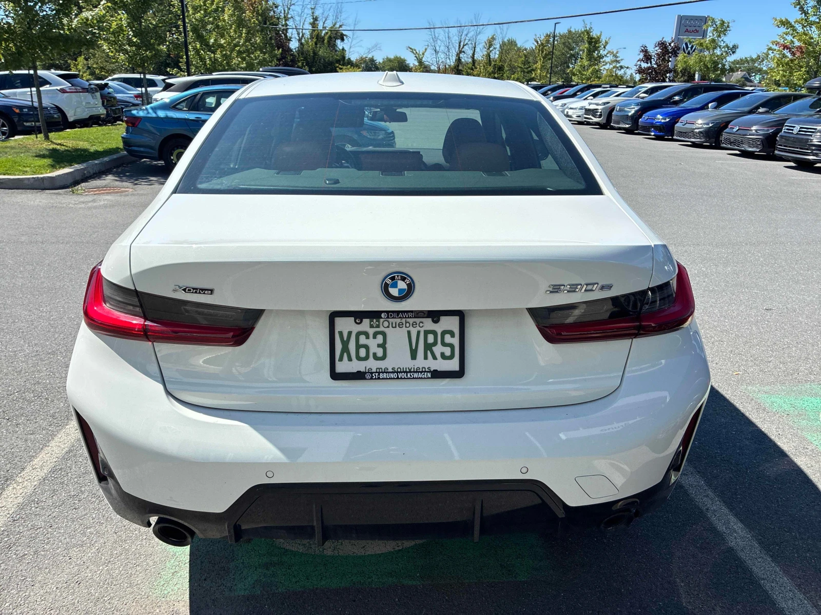 BMW 330 * CARFAX * ОТ ПРЕДСТАВИТЕЛСТВО * АВТОКРЕДИТ, снимка 4 - Автомобили и джипове - 55906338