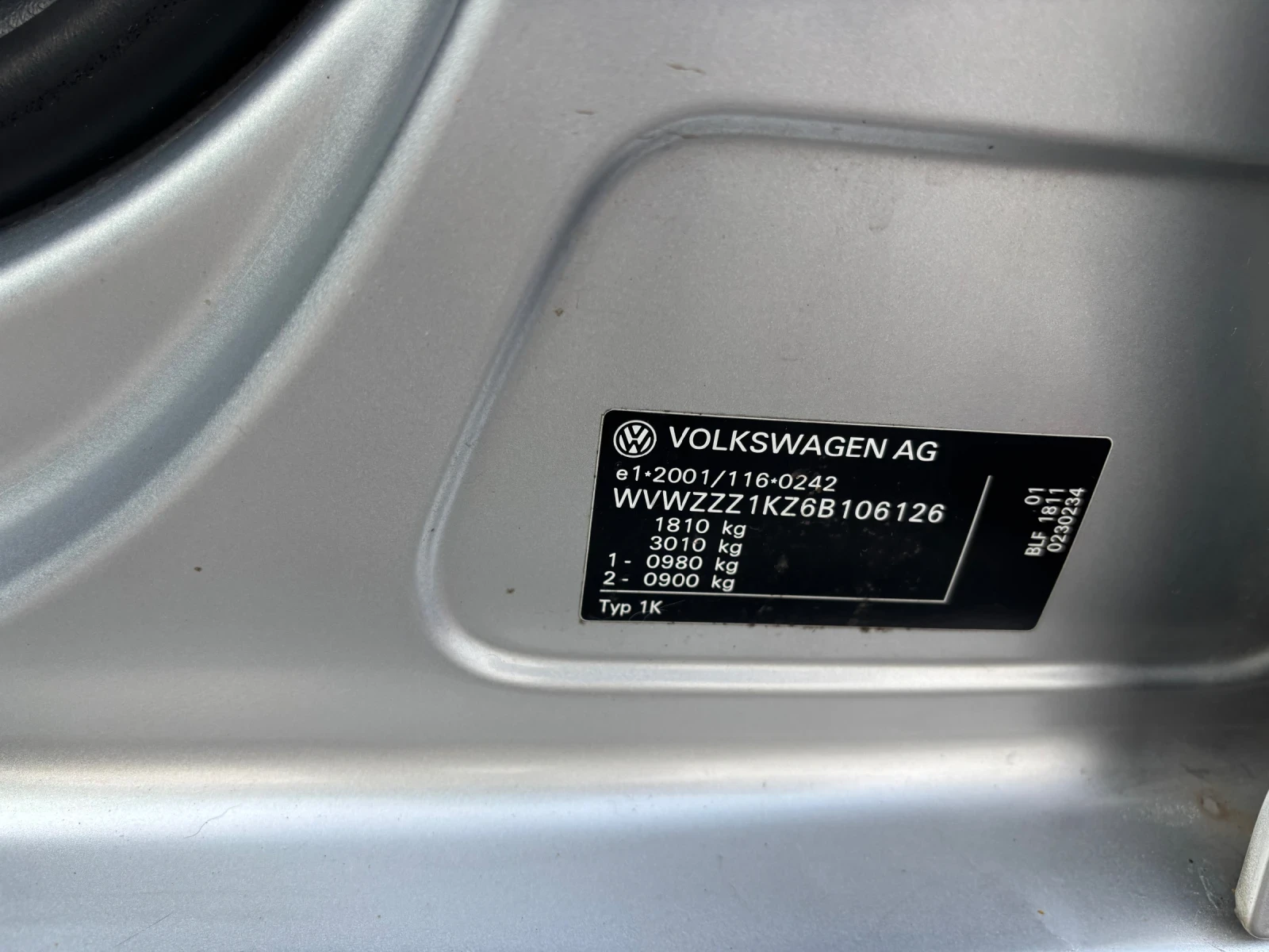 VW Golf 4вр 116к.с 6ск обслужен, снимка 14 - Автомобили и джипове - 55911377
