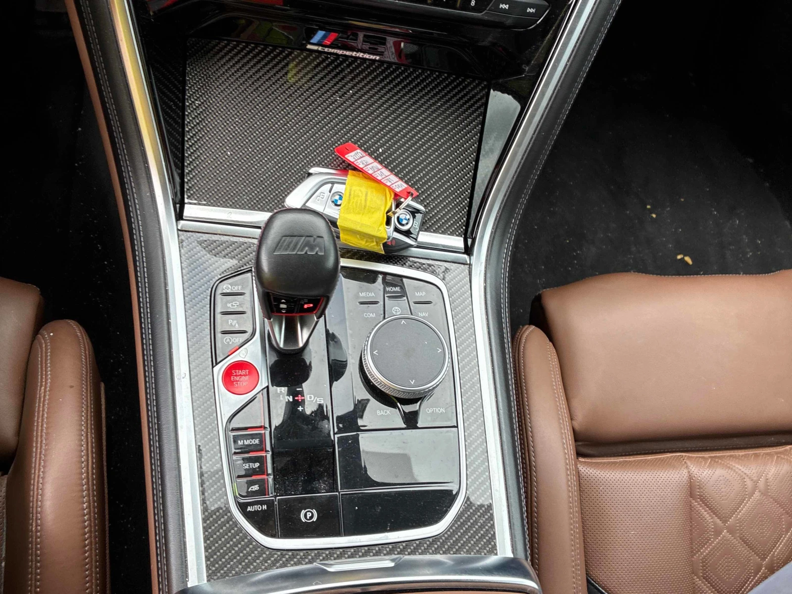 BMW M8 Competition xDrive | CARFAX | ����������  | Mobile.bg � ����������� 10