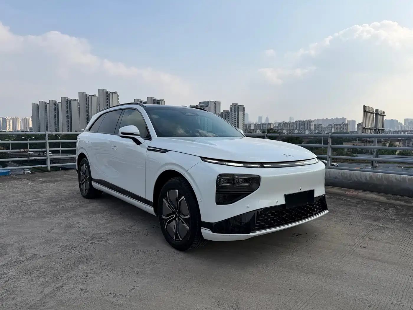 Xpeng G9 2023* PRO* 360* DIS* �����* �����* PANO* ������ �� | Mobile.bg � ����������� 3