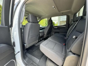 Gmc Sierra 1500 Elevation Crew Cab 4WD, снимка 16