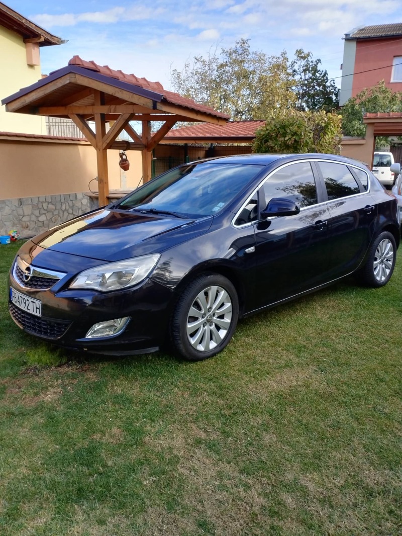 Opel Astra 1.7 Дизел, снимка 1 - Автомобили и джипове - 46360114