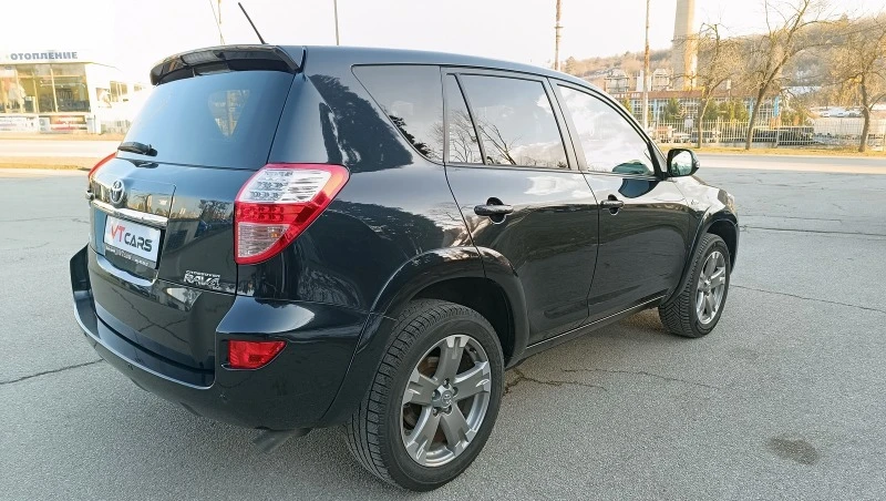 Toyota Rav4 2.2 D, снимка 4 - Автомобили и джипове - 43973326