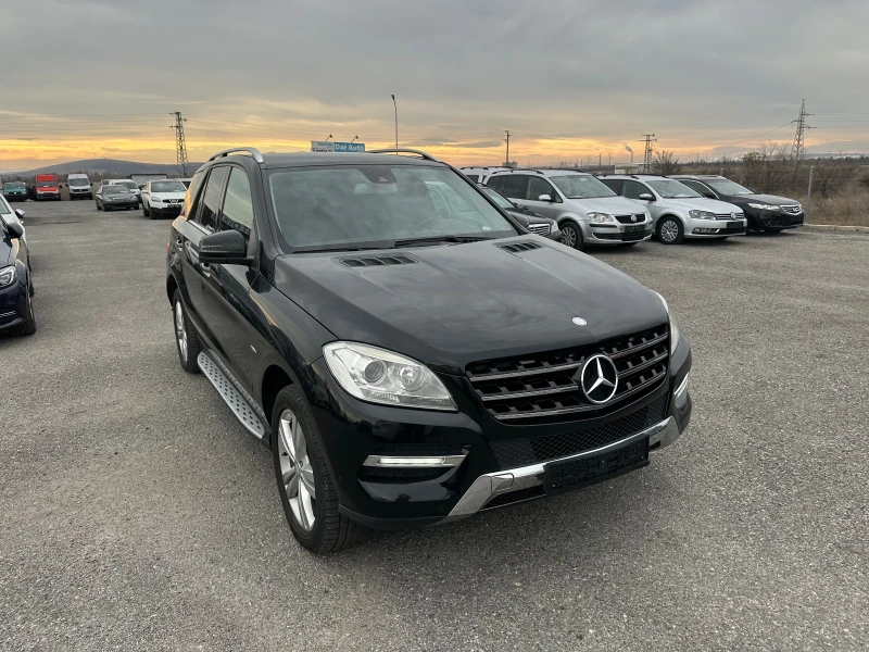 Mercedes-Benz ML 350 КАТО НОВ, снимка 3 - Автомобили и джипове - 48071498