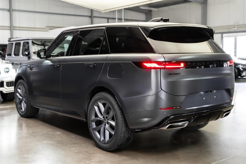 Land Rover Range Rover Sport P460e/PLUG-IN/DYNAMIC SE/MATT/MERIDIAN/PANO/360/, снимка 5 - Автомобили и джипове - 52721443