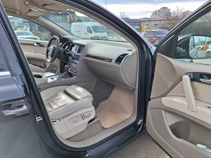 Audi Q7, снимка 16 - Автомобили и джипове - 53295805