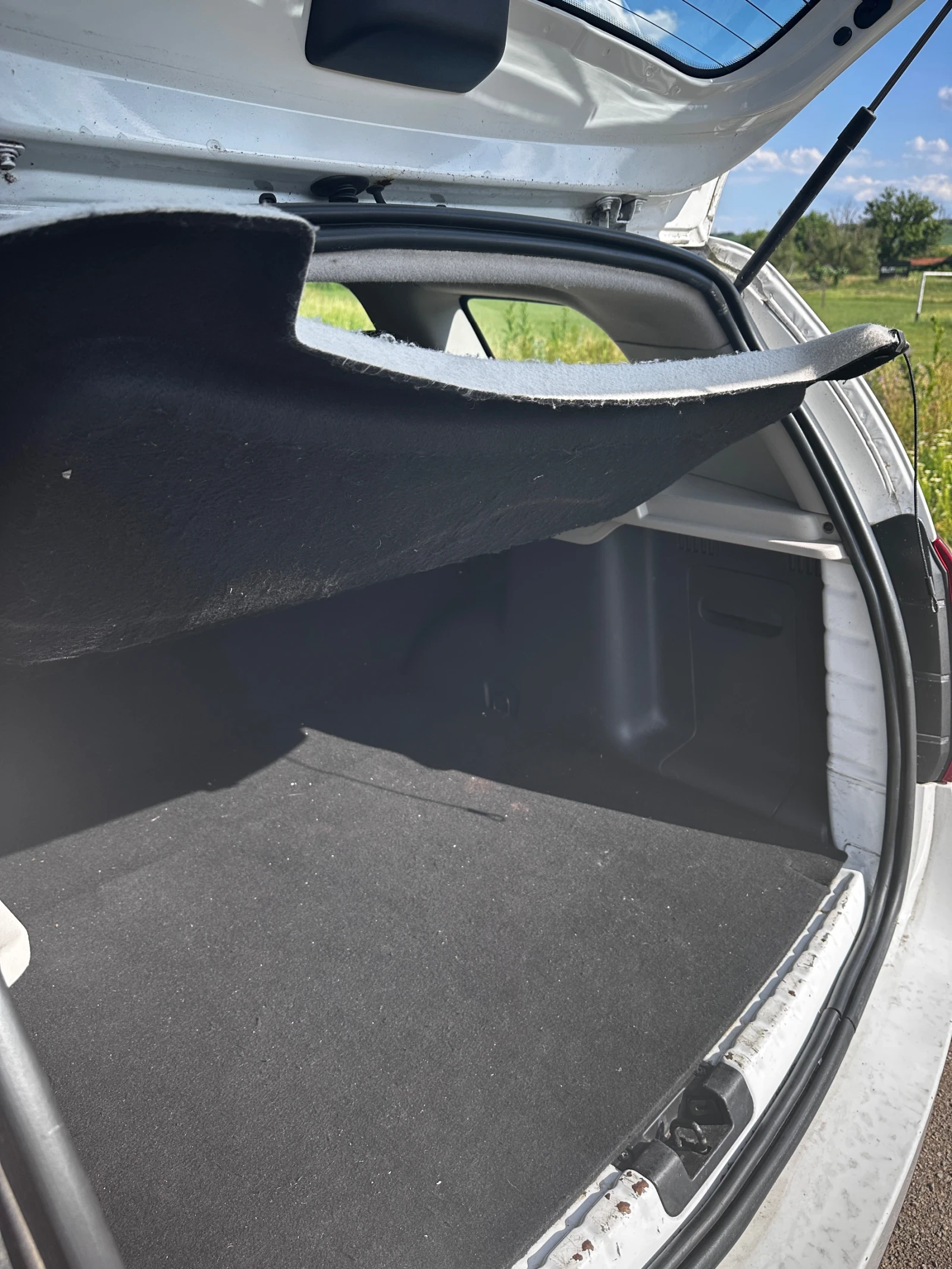 Dacia Duster 1.6 - изображение 10