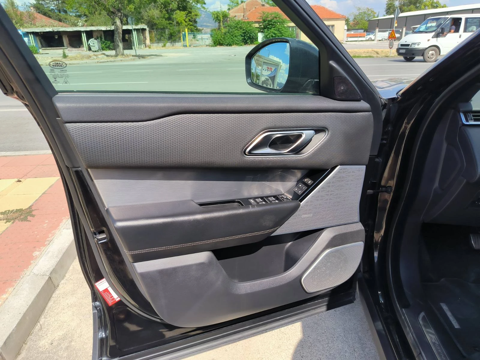 Land Rover Range Rover Velar Navi-Kamera-Keyless-Panorama-Euro-6B | Mobile.bg   12