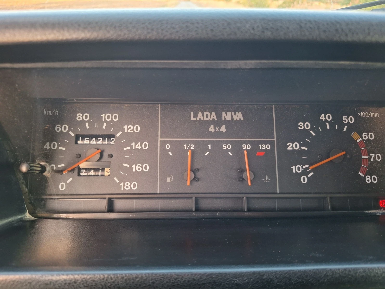 Lada Niva 1.7i - изображение 8