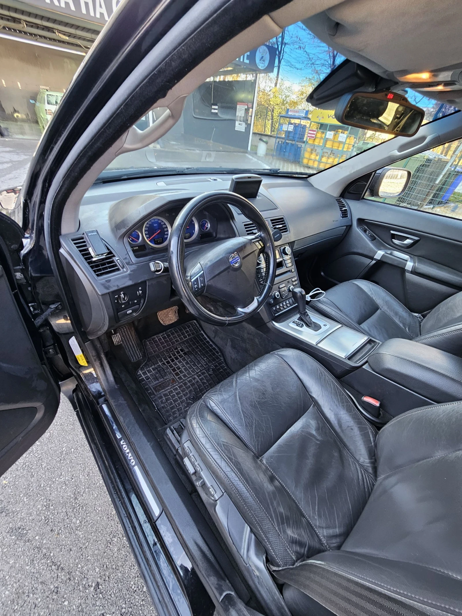 Volvo Xc90 D5 220кс 4х4 7 местна фейслифт - изображение 5