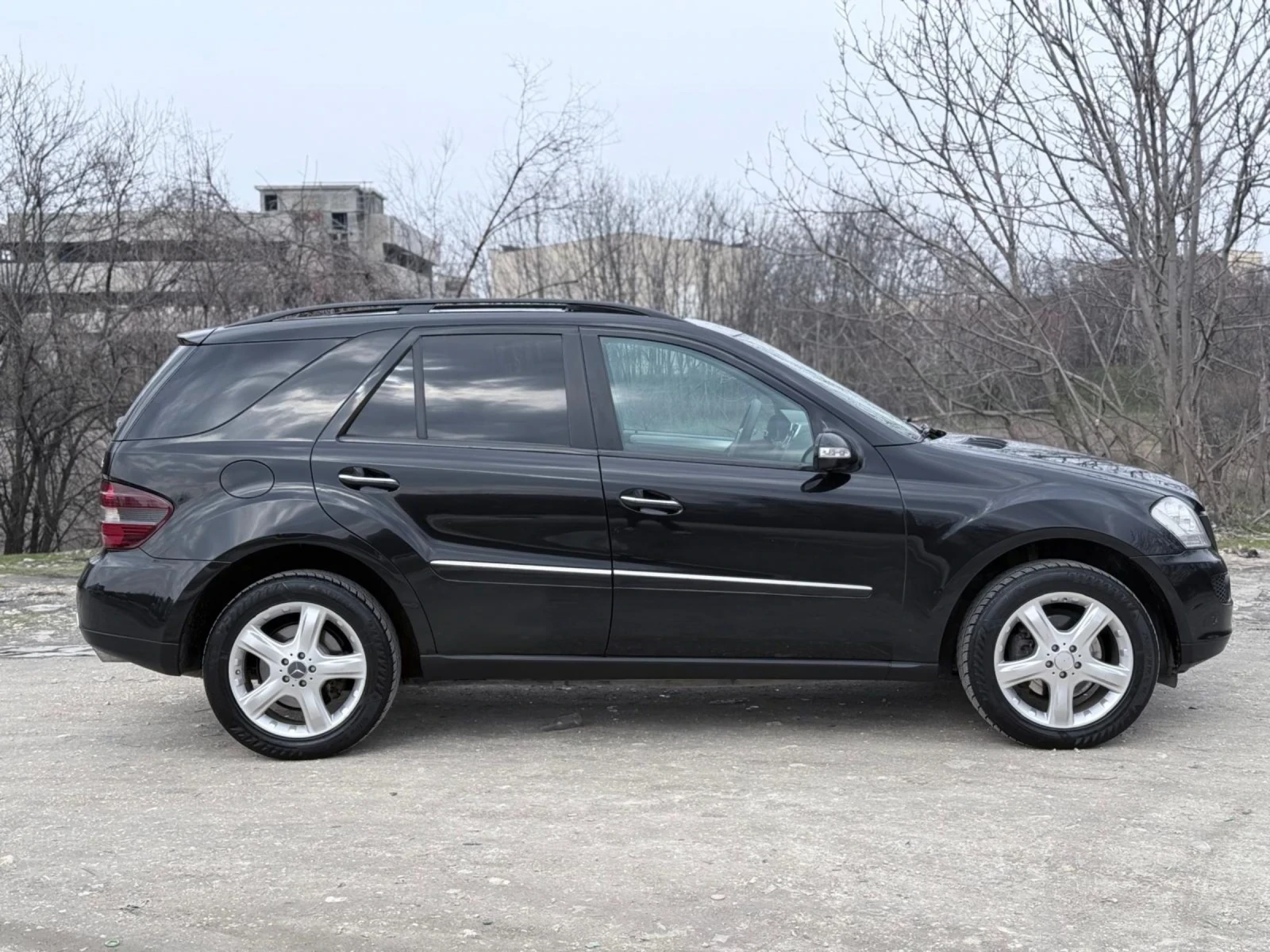 Mercedes-Benz ML 320 4MATIC/КОЖА/ANDROID/CARPLAY/КЛИМАТРОНИК!!!, снимка 15 - Автомобили и джипове - 53820811