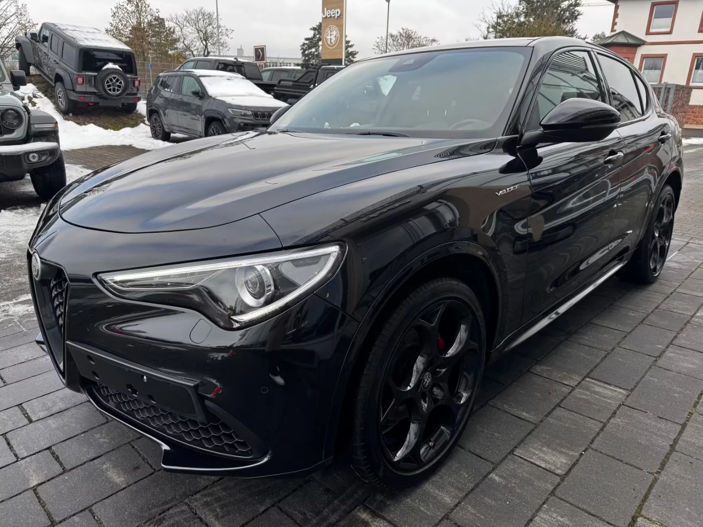 Alfa Romeo Stelvio VELOCE/Q4/280HP/CAM/H&K/PANO/ACC/1003v | Mobile.bg � ����������� 1