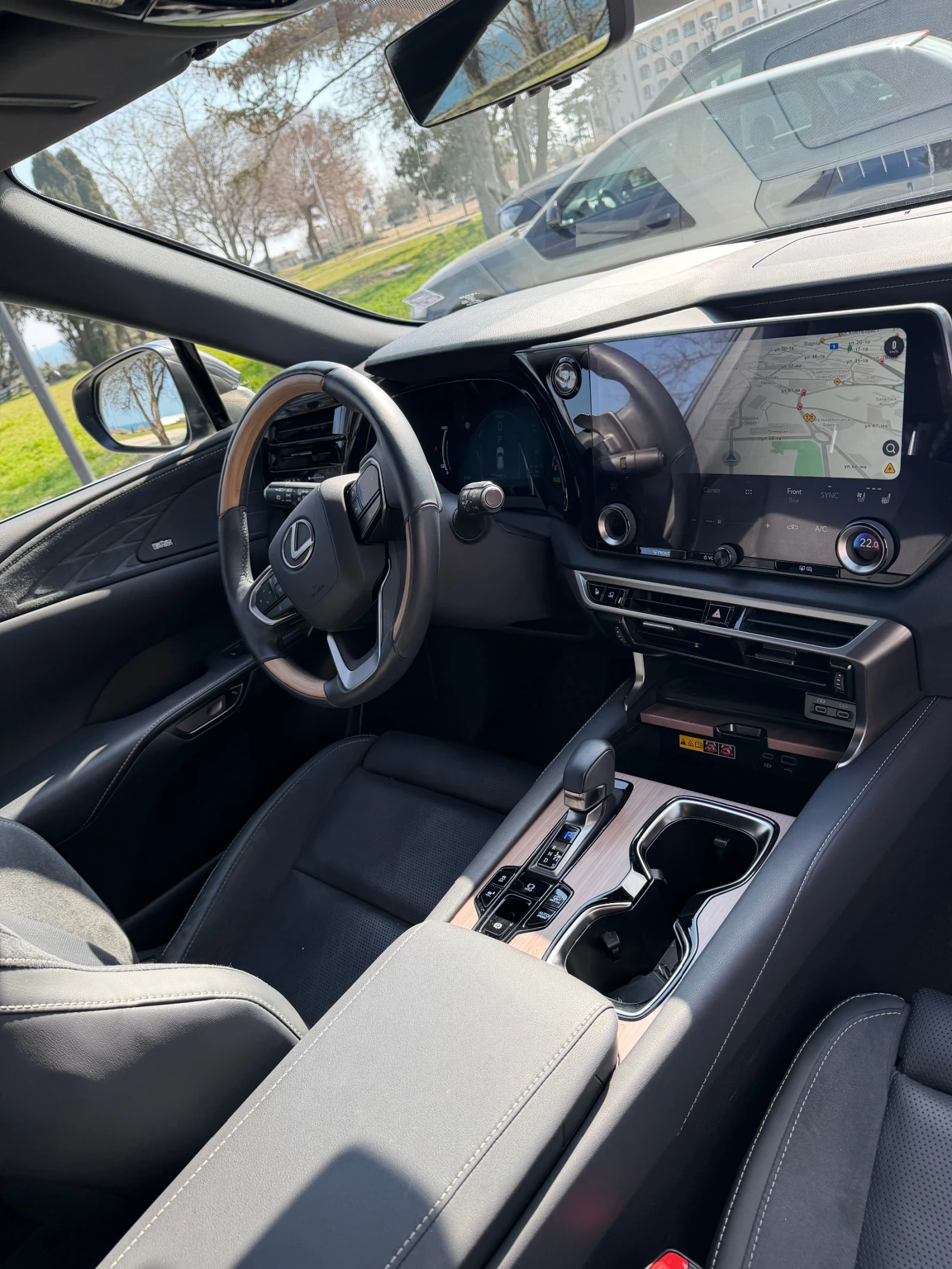 Lexus RX 450h plus Luxury/8700км/Лизинг, снимка 3 - Автомобили и джипове - 53939059