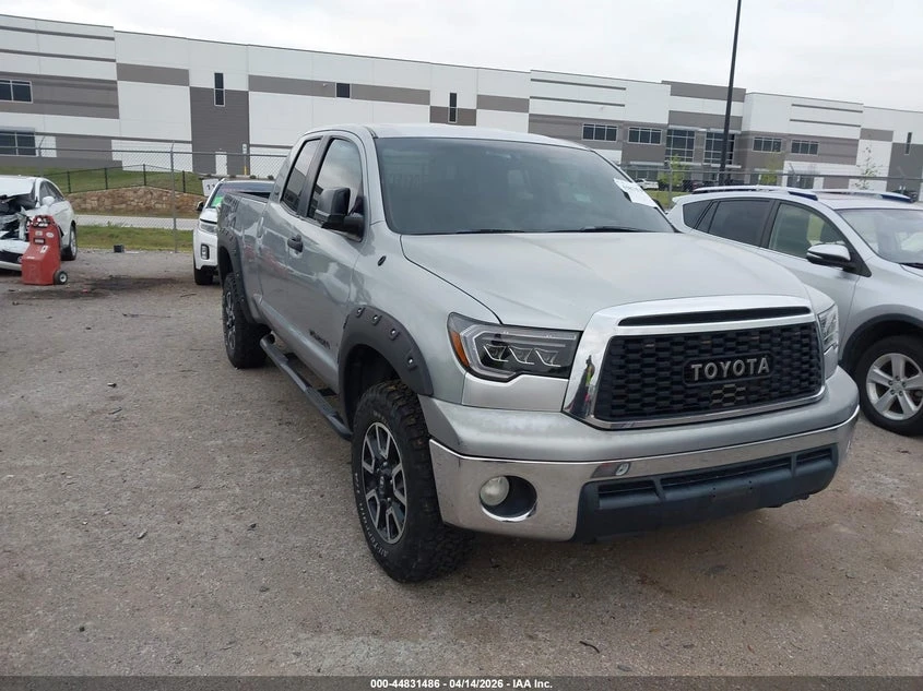 Toyota Tundra 4.6L V-8 DOHC, VVT, 310HP 4X2 Drive | Mobile.bg � ����������� 1