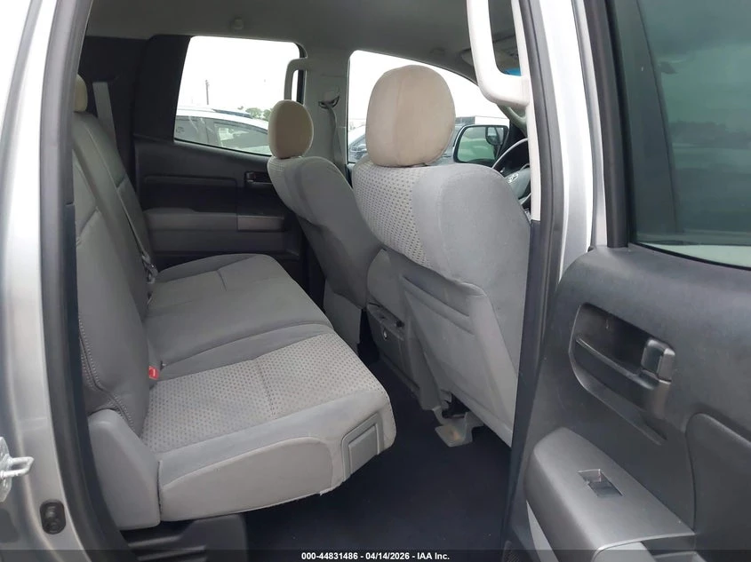 Toyota Tundra 4.6L V-8 DOHC, VVT, 310HP 4X2 Drive | Mobile.bg � ����������� 8