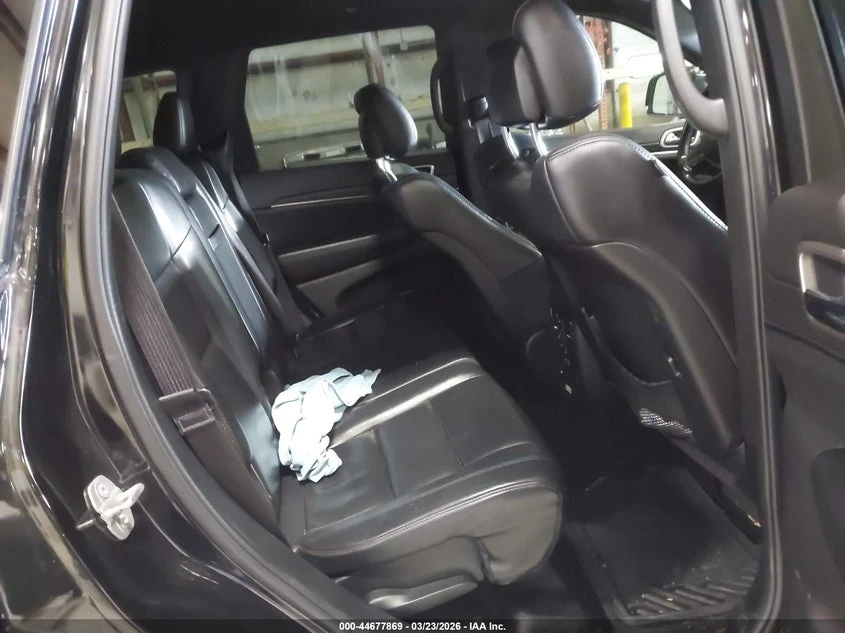 Jeep Grand cherokee 3.6l Limited 4X4, снимка 8 - Автомобили и джипове - 54368413