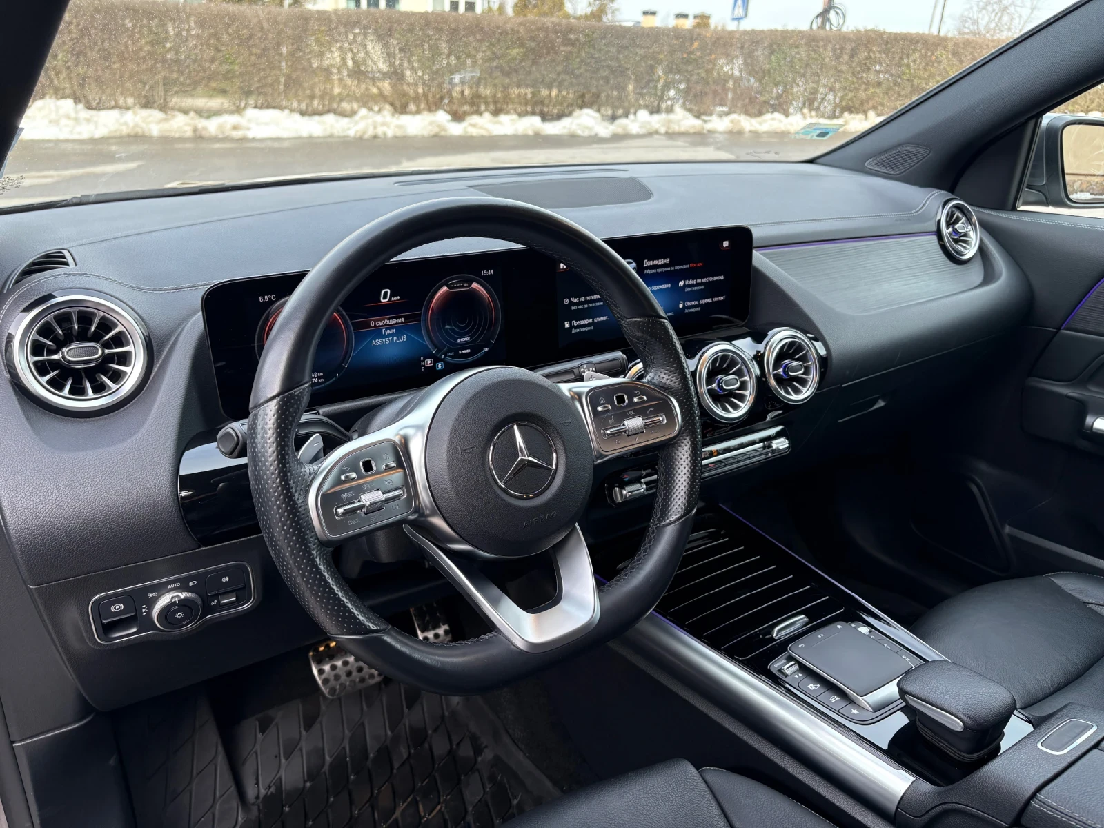 Mercedes-Benz EQA, снимка 15 - Автомобили и джипове - 54413668