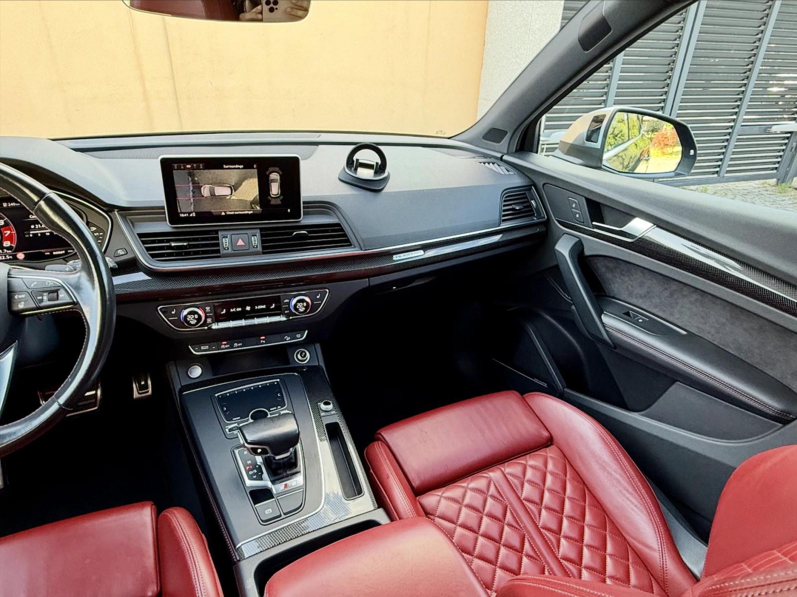 Audi SQ5 3.0 TFSI/360/Head-up/3D B&O/Панорама/Дигитално, снимка 7 - Автомобили и джипове - 54943521
