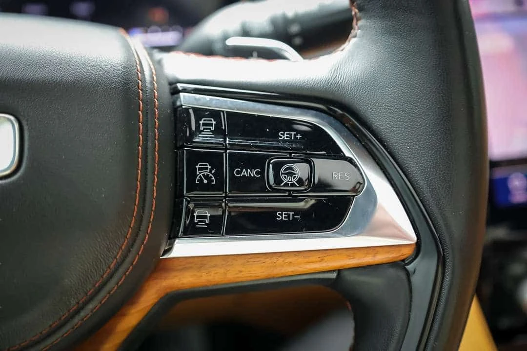 Jeep Grand cherokee * 5.7 HEMI V8 * ��������� ���� �� �������� *  | Mobile.bg � ����������� 13